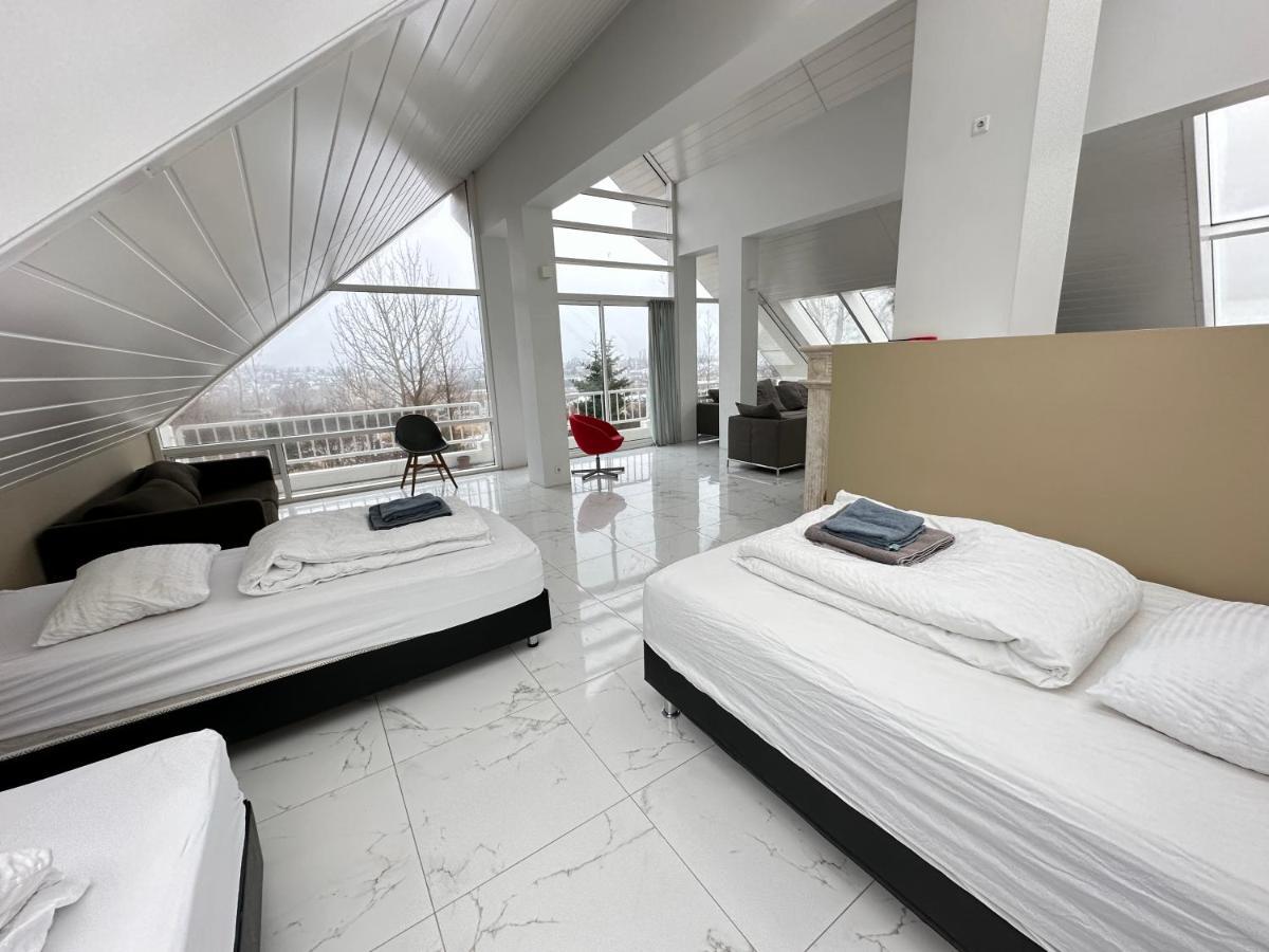 Big Villa Centrally Located In Reykjavík Eksteriør bilde