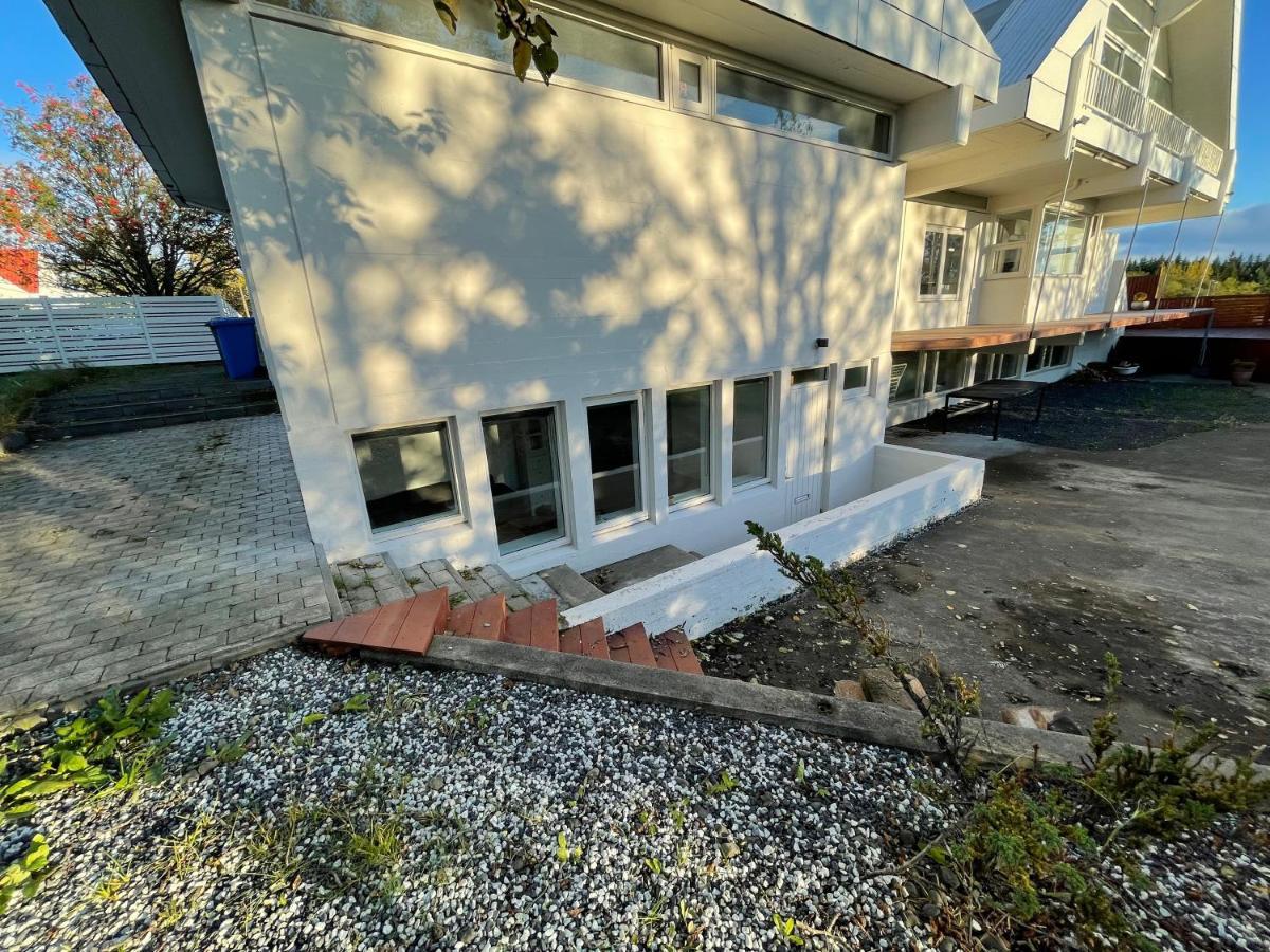 Big Villa Centrally Located In Reykjavík Eksteriør bilde